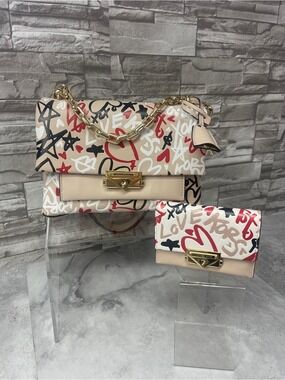 Michaek Kors Cece Medium Chain Shoulder Bag with Matching Wallet Pink Grafitti